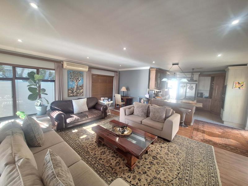 3 Bedroom Property for Sale in Mossel Bay Western Cape